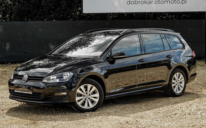 Volkswagen Golf cena 34900 przebieg: 212000, rok produkcji 2016 z Błonie małe 667